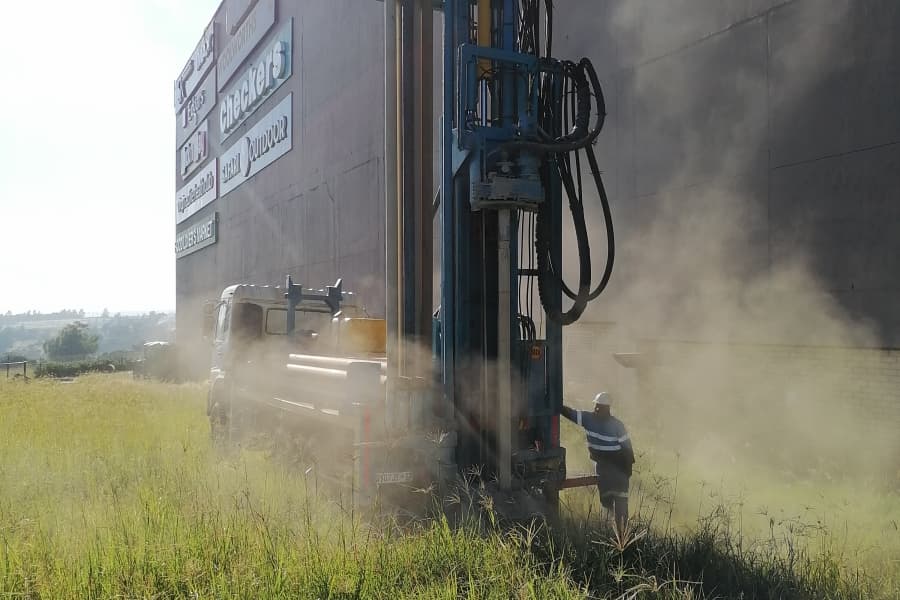 Rotary Mud Drilling